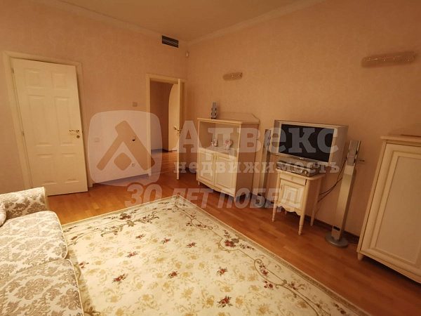 4-к квартира, 233 кв.м.