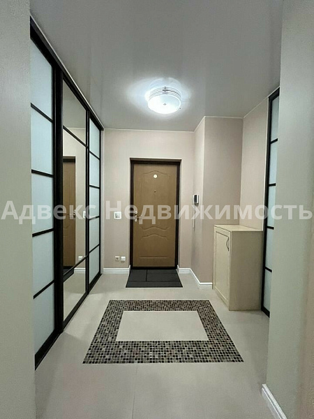 Квартира 3-комн., 108 м²