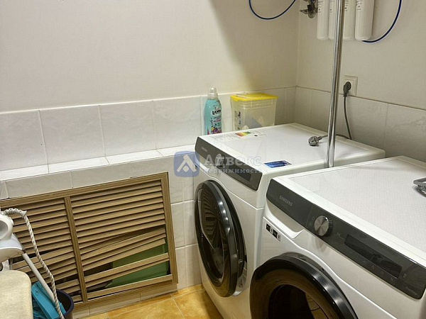 Квартира 3-комн., 95 м²