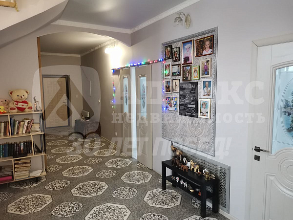 Коттедж 207 м²