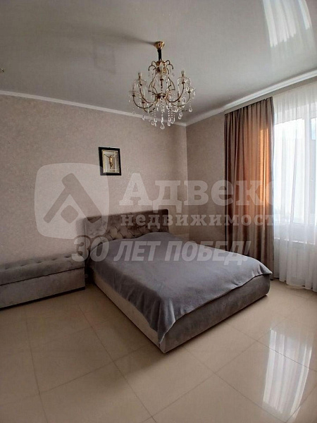 Коттедж 200 м²