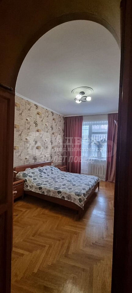 4-к квартира, 127 кв.м.