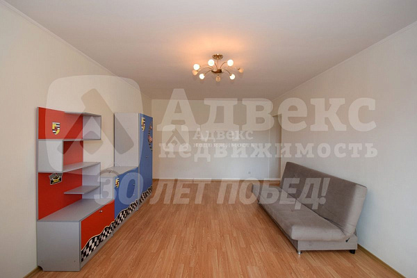 Квартира 3-комн., 101.3 м²
