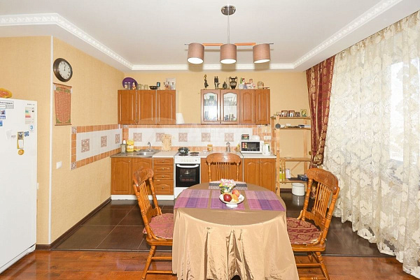 3-к квартира, 90 кв.м.