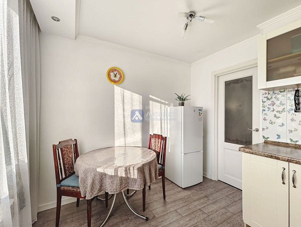 2-к квартира, 49 кв.м.