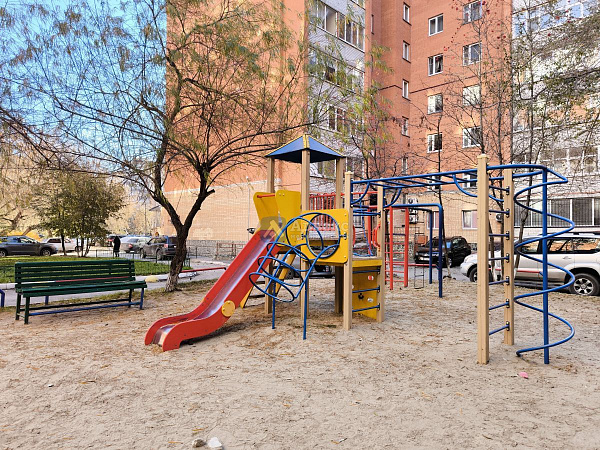 Квартира 3-комн., 107.7 м²