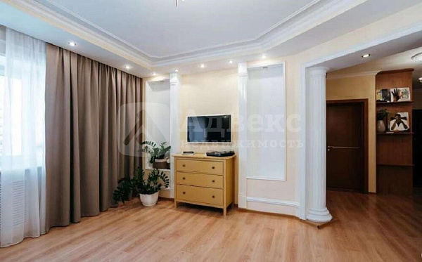 Квартира 3-комн., 93.3 м²