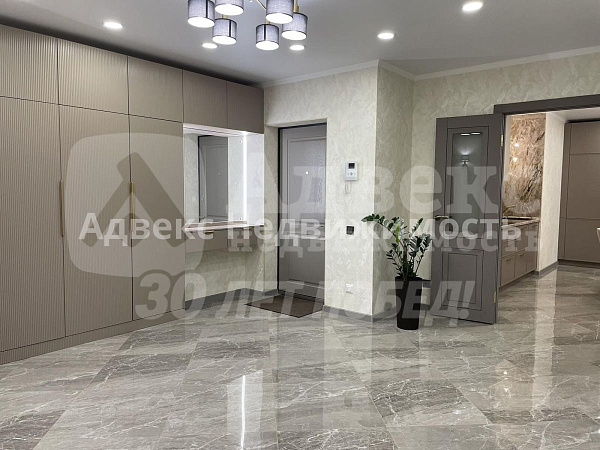Квартира 3-комн., 105.4 м²