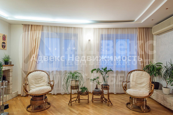 Квартира 4-комн., 185.3 м²