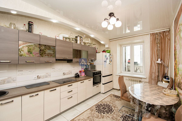 Квартира 2-комн., 66 м² Квартира 2-комн., 66 м²