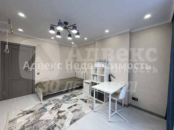 Квартира 3-комн., 105.4 м²