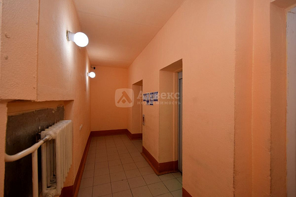 Квартира 3-комн., 101.3 м² Квартира 3-комн., 101.3 м²