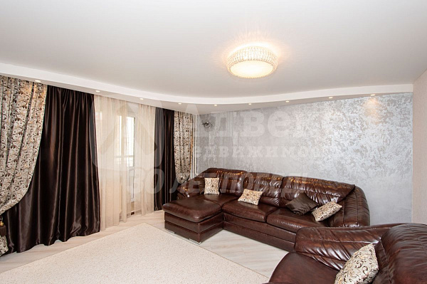 Квартира 2-комн., 93.4 м²