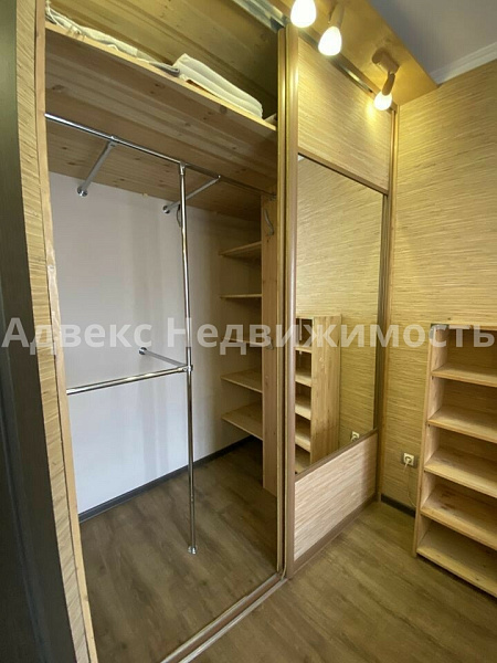 Квартира 3-комн., 85 м²