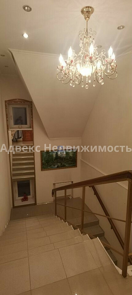 Коттедж 210 м²