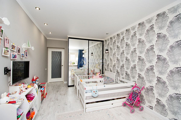 Квартира 3-комн., 94.9 м²