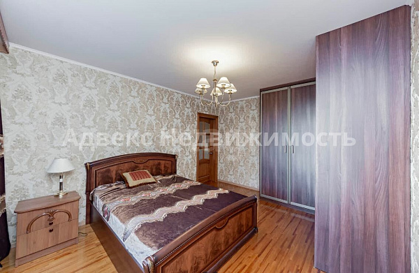 Квартира 3-комн., 92 м²