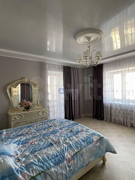 Квартира 2-комн., 76 м²