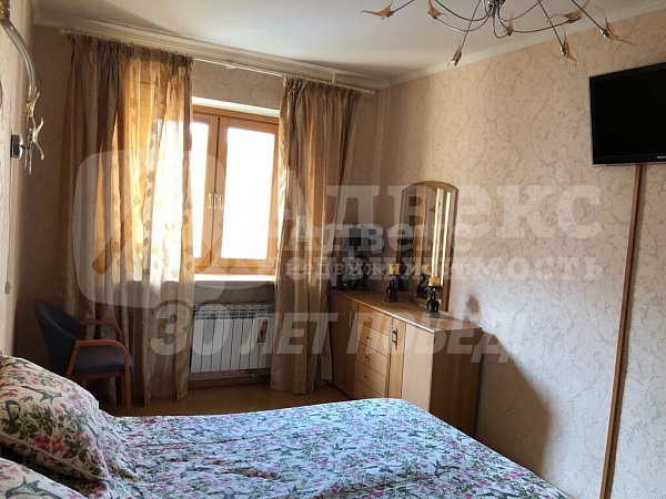 Квартира 4-комн., 140.3 м²