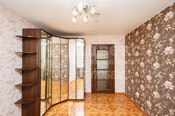Квартира 3-комн., 71.5 м²