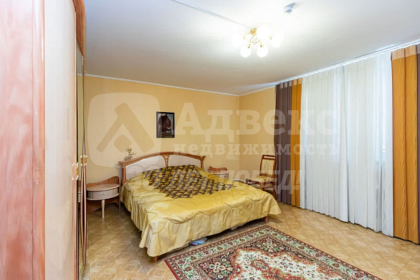 Дом, 230 кв.м.