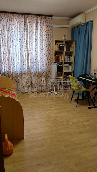 Квартира 3-комн., 82.1 м²