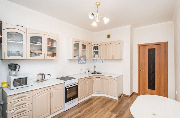 Квартира 1-комн., 42.2 м² Квартира 1-комн., 42.2 м²