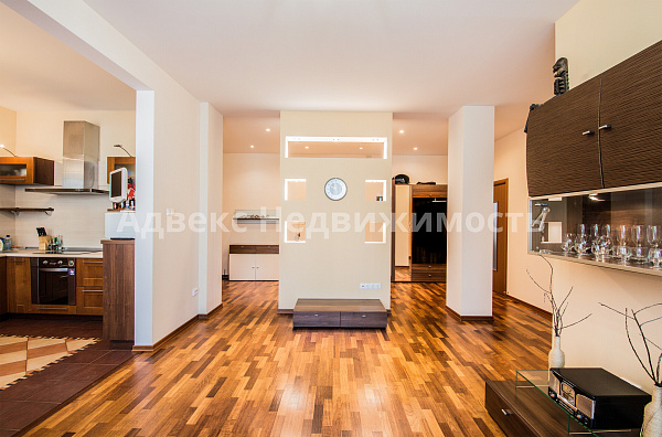 Квартира 2-комн., 92 м²