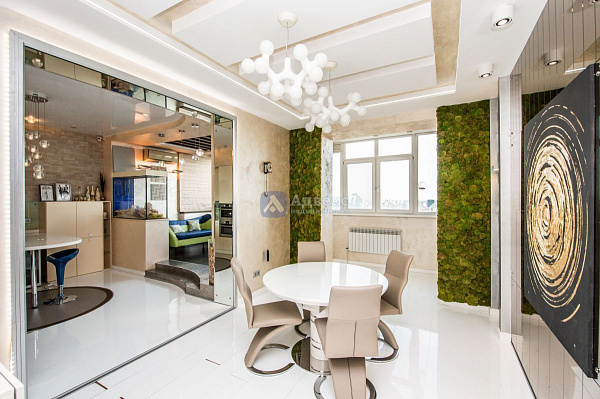 Квартира 3-комн., 119 м²