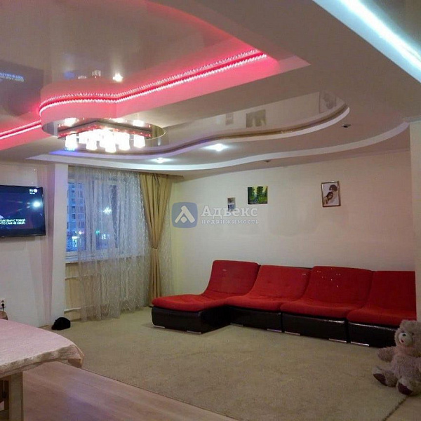 Квартира 3-комн., 120 м²