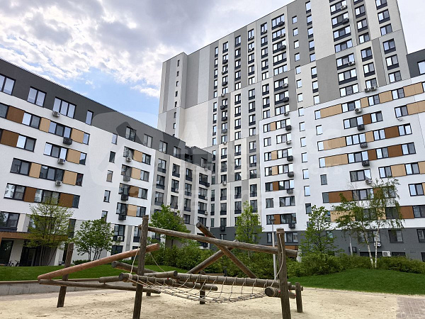 Квартира 2-комн., 74.3 м²
