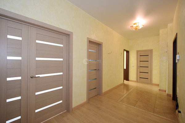 Квартира 2-комн., 68.2 м²