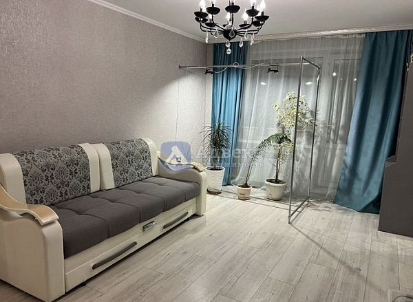 Квартира 3-комн., 96.6 м²