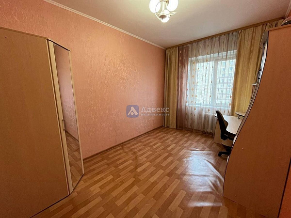 Квартира 4-комн., 93 м²