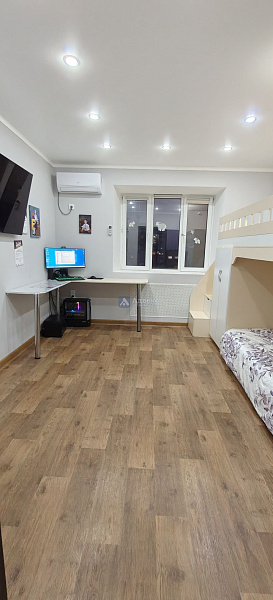 2-к квартира, 72 кв.м.