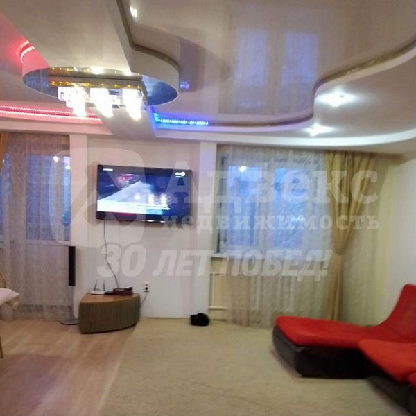 Квартира 3-комн., 93.3 м²