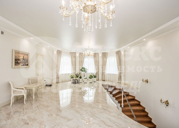 Коттедж 410 м²