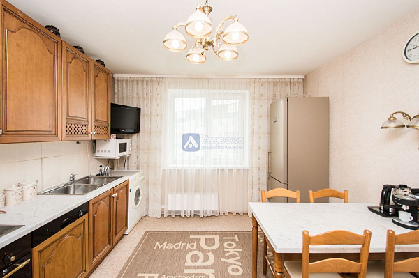 3-к квартира, 87 кв.м.