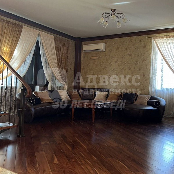 Квартира много-комн., 256.1 м²
