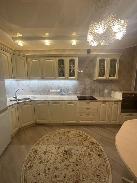 Квартира 2-комн., 76 м²