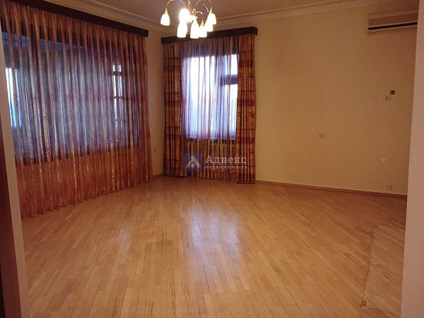 Коттедж 335 м² Коттедж 335 м²