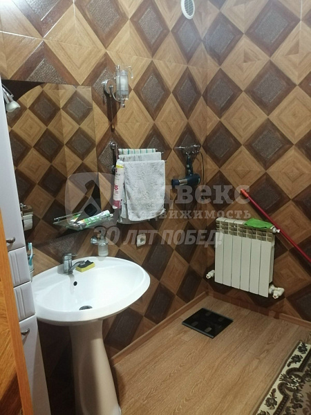 Дом, 230 кв.м.