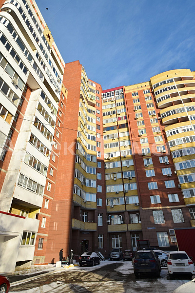 Квартира 3-комн., 100.6 м²