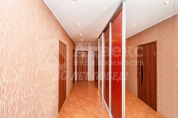 Квартира студия, 67.6 м²
