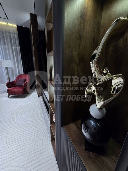 Квартира 2-комн., 100 м²
