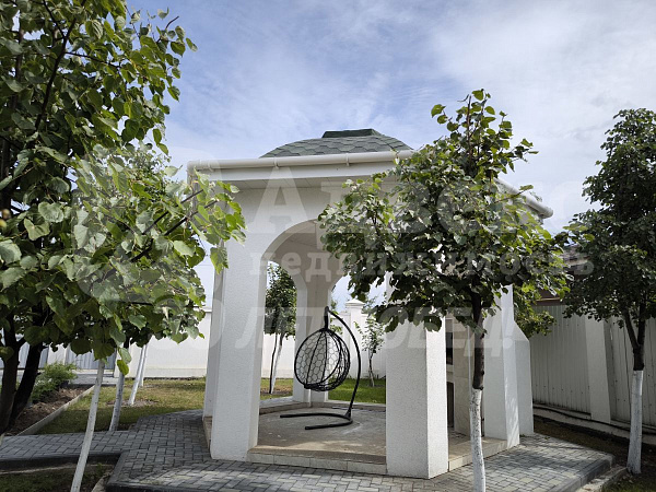 Коттедж 410 м²