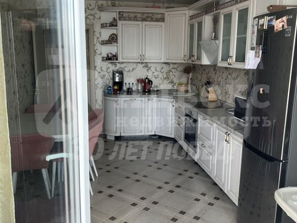 Квартира 2-комн., 81.7 м²