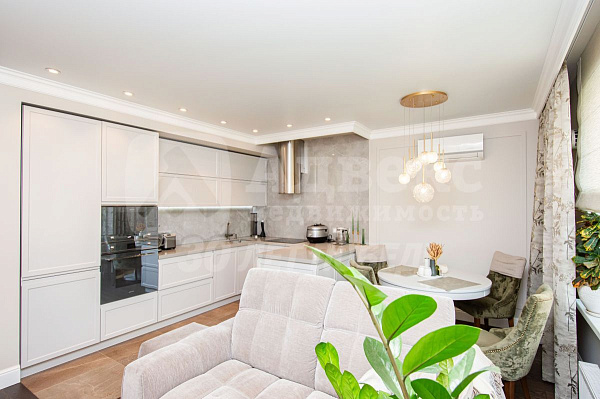 Квартира 2-комн., 74.3 м²