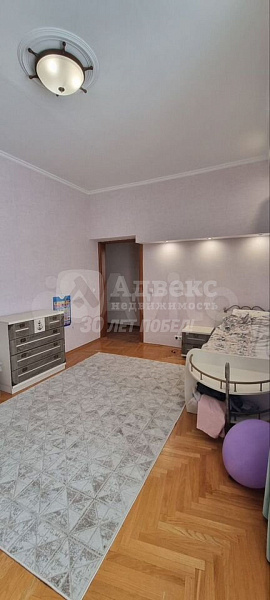 4-к квартира, 127 кв.м.