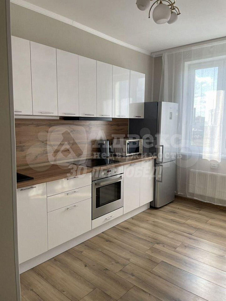 Квартира 1-комн., 37 м²